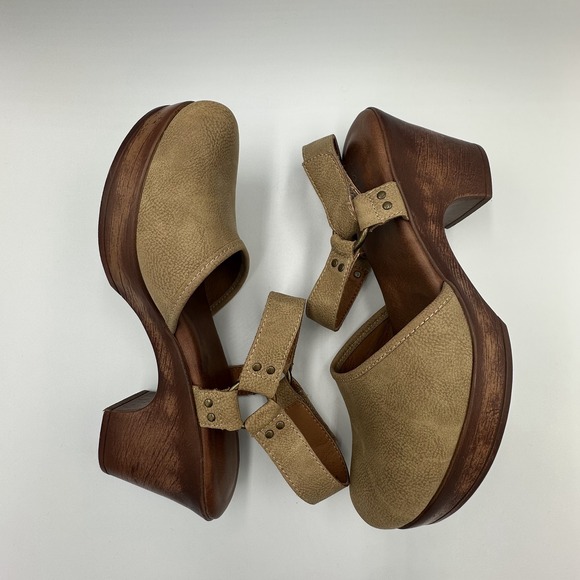 b.o.c. by Born Natasha Boho Hippie Tan Platform Clogs Faux Leather Womens 10M - Picture 11 of 12